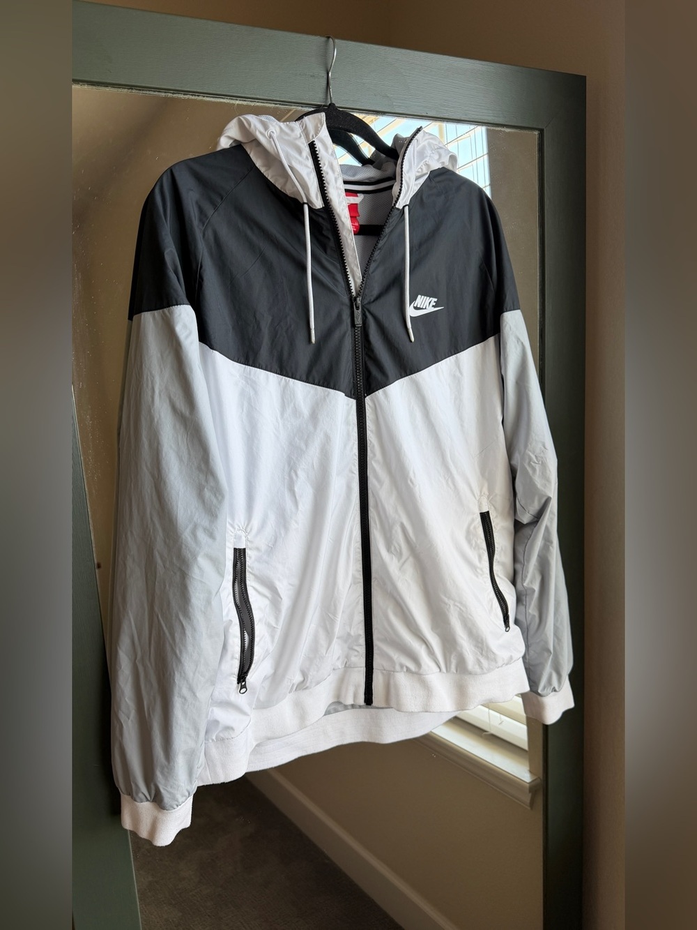 Nike Sportswear Windrunner Hooded Windbreaker Jacket Colorblock